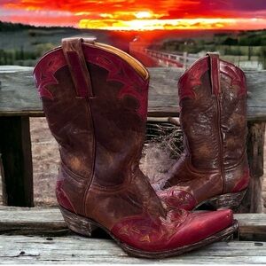 Vintage Old Gringo handmade in Mexico gorgeous hand stitching SZ9.5